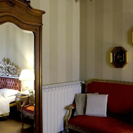 Al Tuscany 3* לוקה